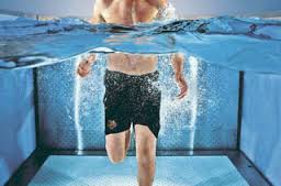 ورزش درمانی زانو در آب (آب درمانی)